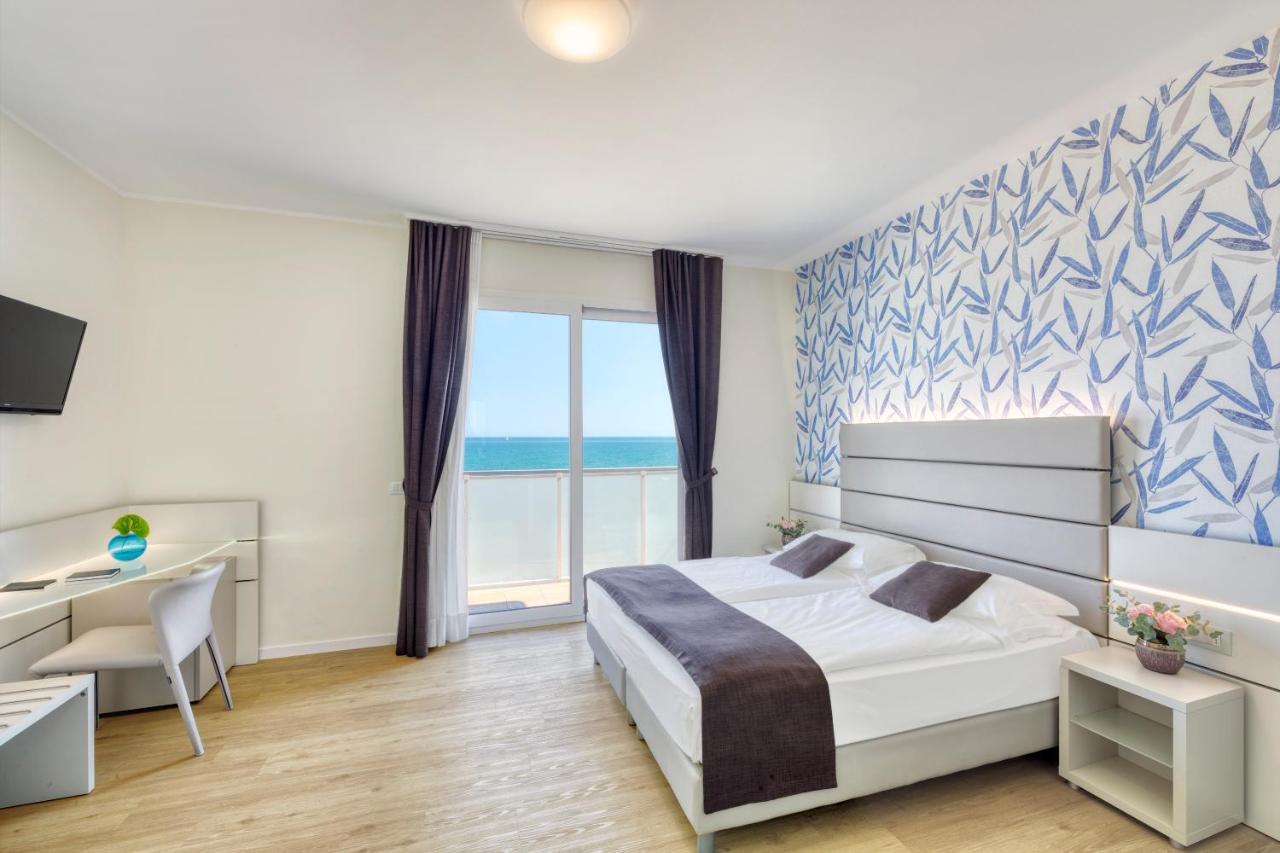 Hotel Astoria Caorle Esterno foto