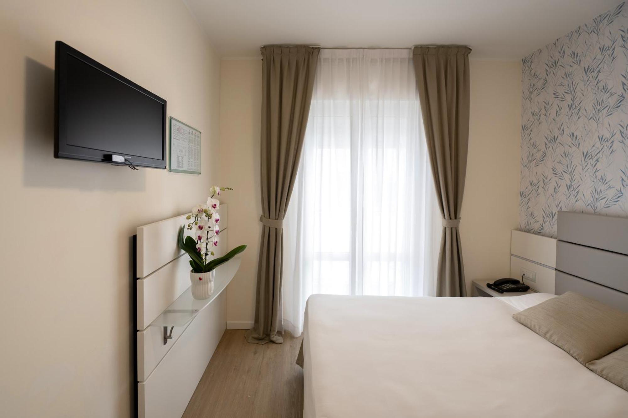 Hotel Astoria Caorle Esterno foto