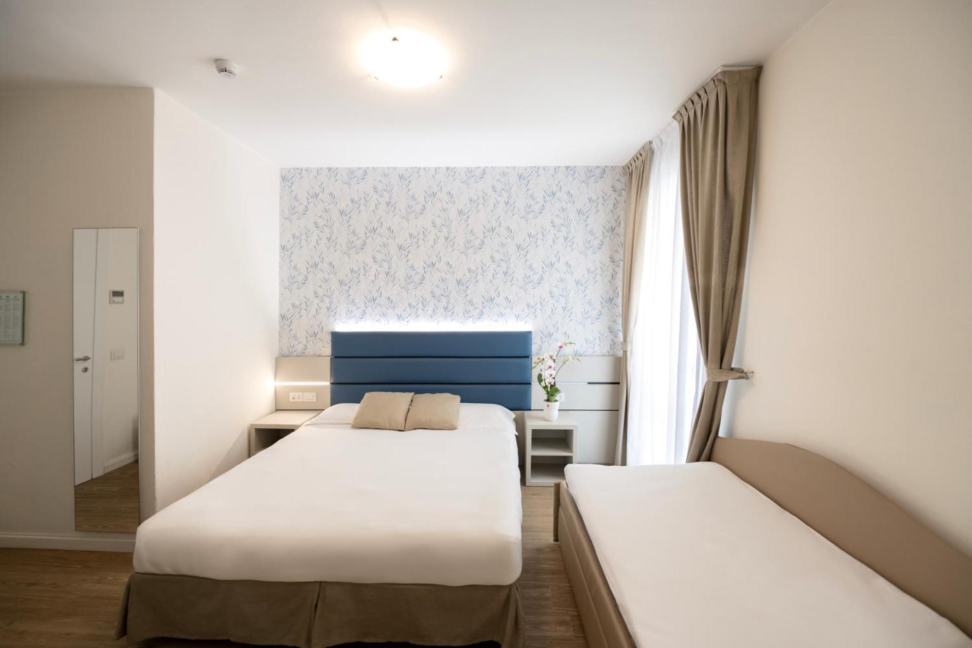 Hotel Astoria Caorle Esterno foto