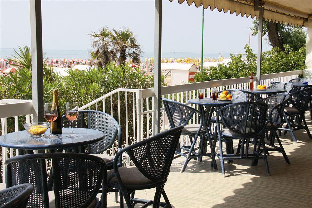 Hotel Astoria Caorle Esterno foto