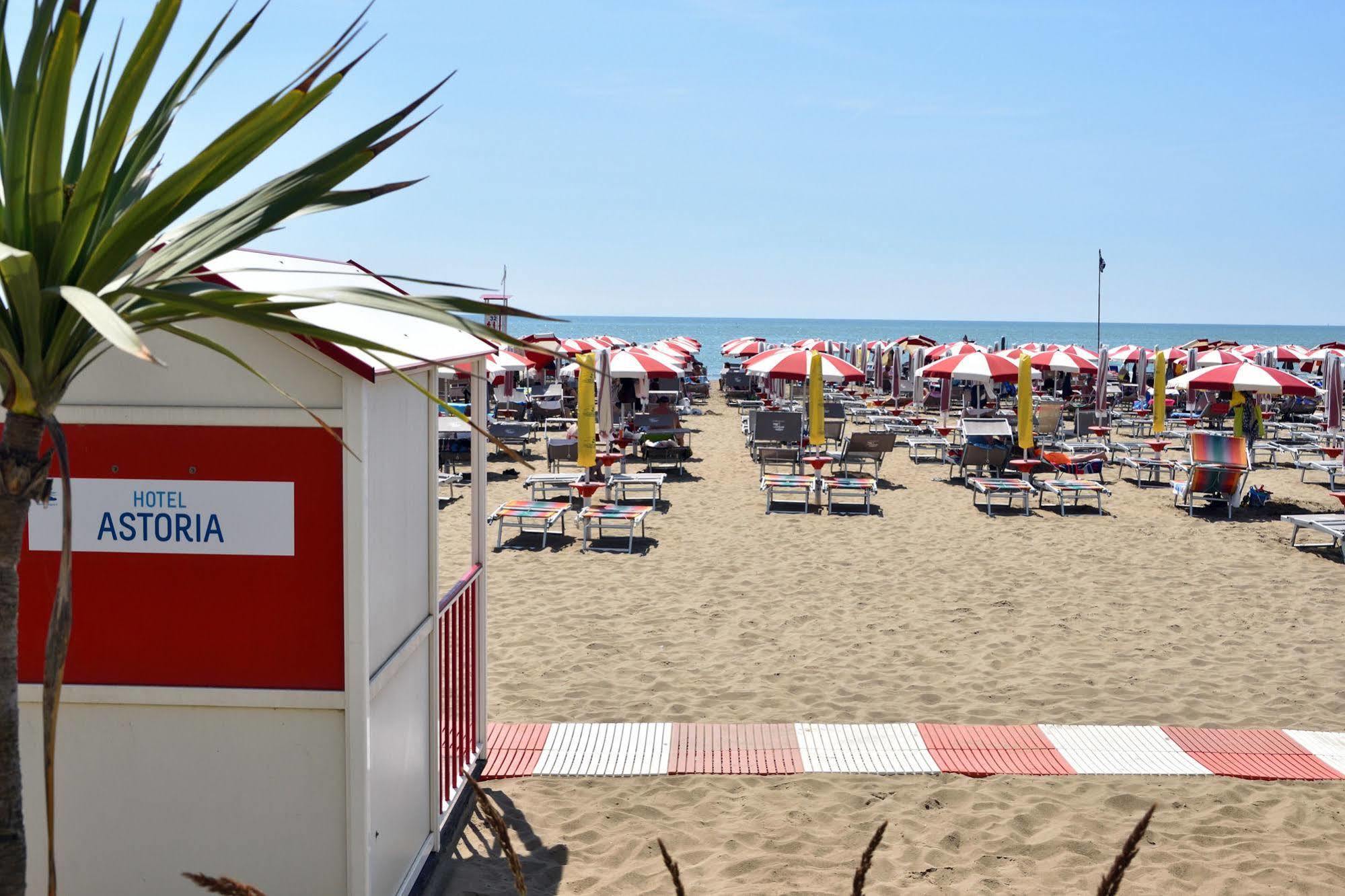 Hotel Astoria Caorle Esterno foto