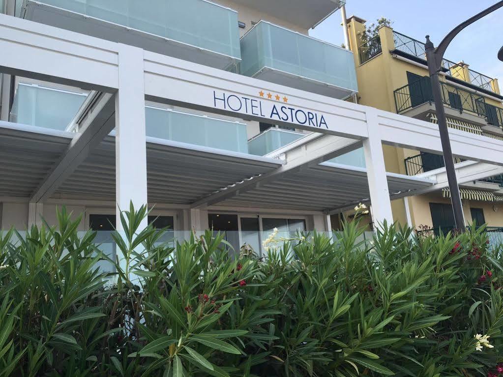Hotel Astoria Caorle Esterno foto